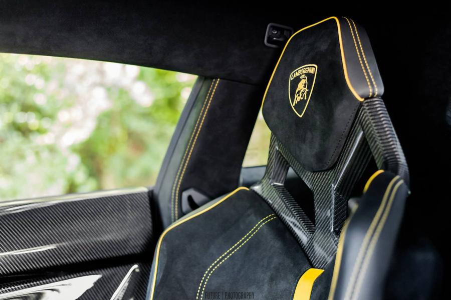  Lamborghini Aventador LP750-4 Superveloce 2015 года  (фото 46 из 49)